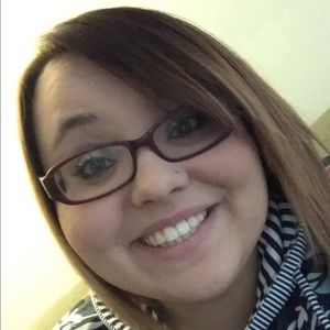 Meet your Posher, Alexandra